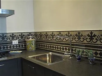 120 Rodionoff Palermo B&B 3*,